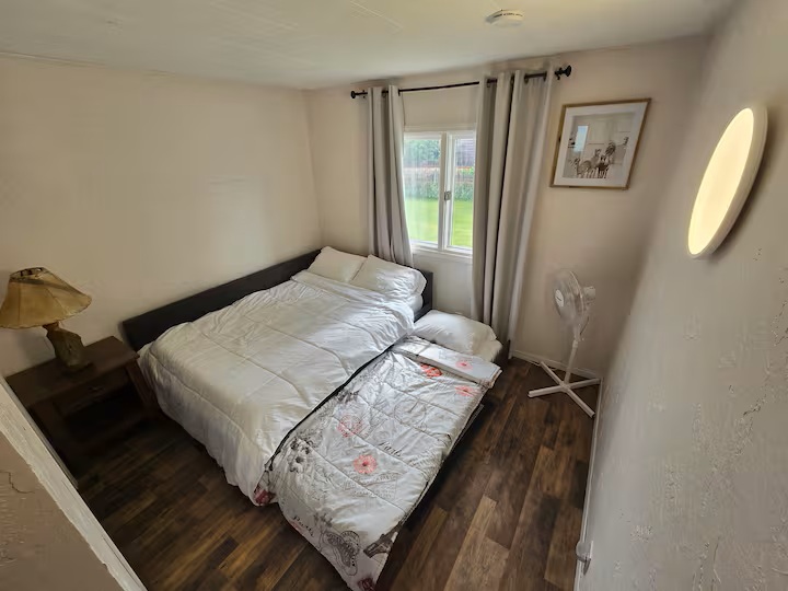 Bedroom 2 with full and twin beds